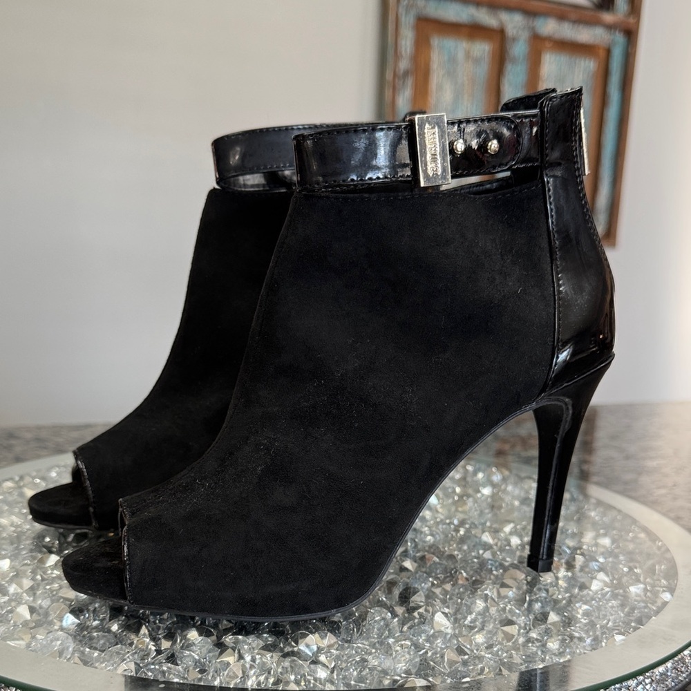 Jennifer Lopez Black Suede Heeled ankle Booties NEW 7.5